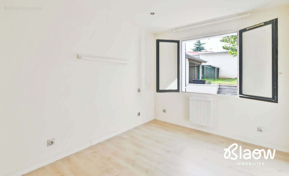 Maison à JONAGE
