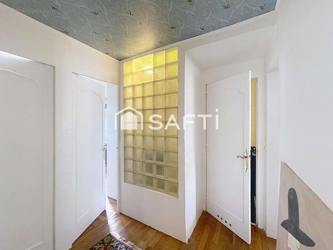 Photo 8 - Appartement à MONTREUIL