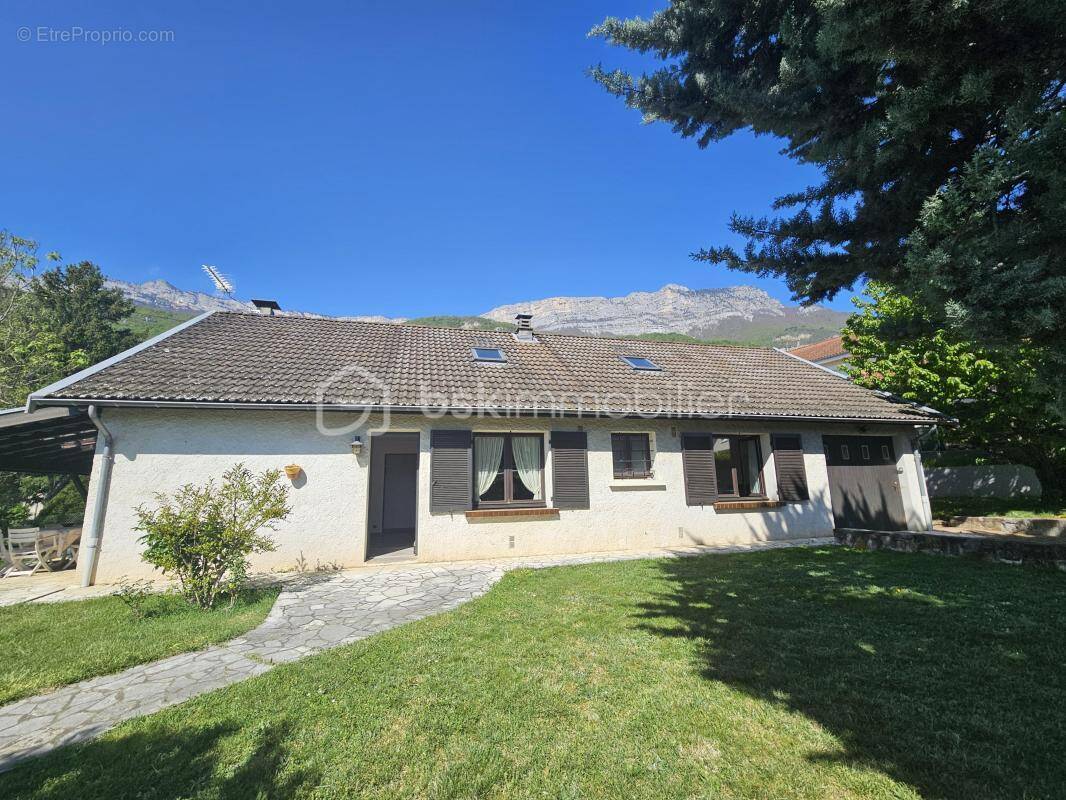 Maison à CLAIX