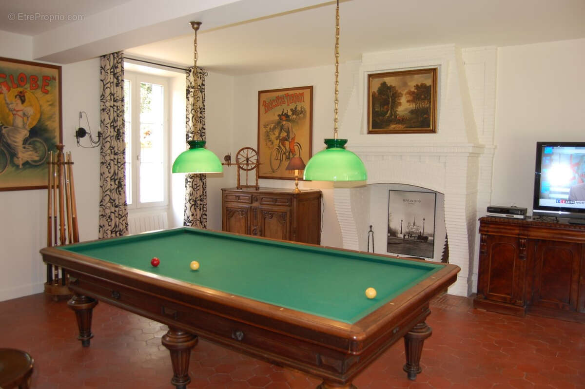 Maison à VARENNES-JARCY