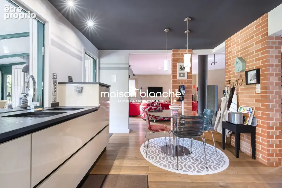 Maison 6 pièces 206 m² à vendre à Les Ponts-De-Ce (49130) - photo 6