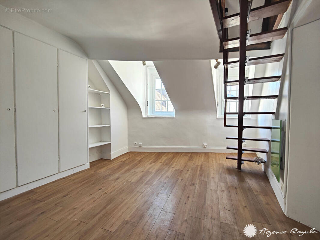 Appartement à SAINT-GERMAIN-EN-LAYE