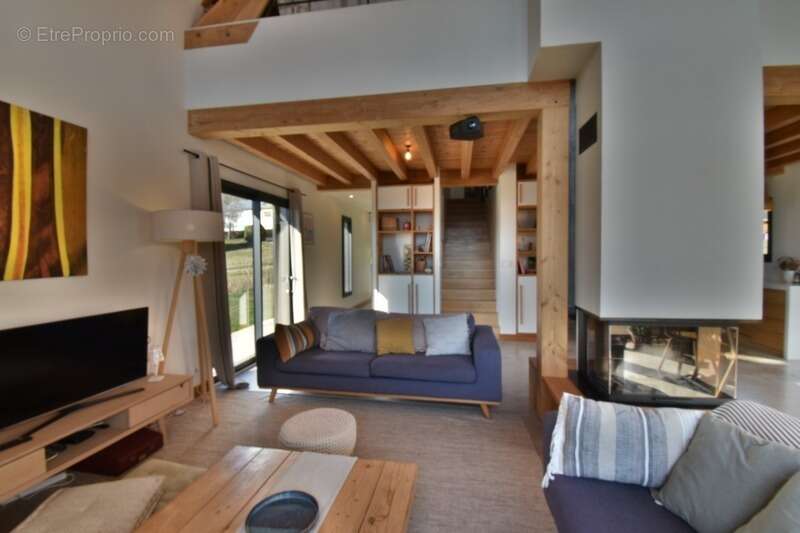 Chalet d’architecture avec vue lac, volumes rares et DPE B - Rare à la vente - photo 46