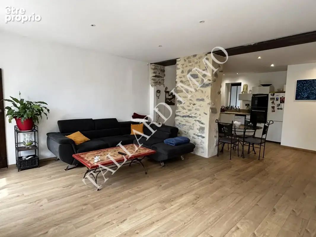 Exclusivité Tallard centre lumineux appartement entièrement rénové + dépendances - photo 3