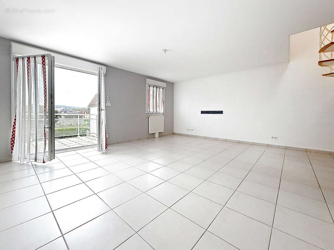 Appartement à AUDINCOURT