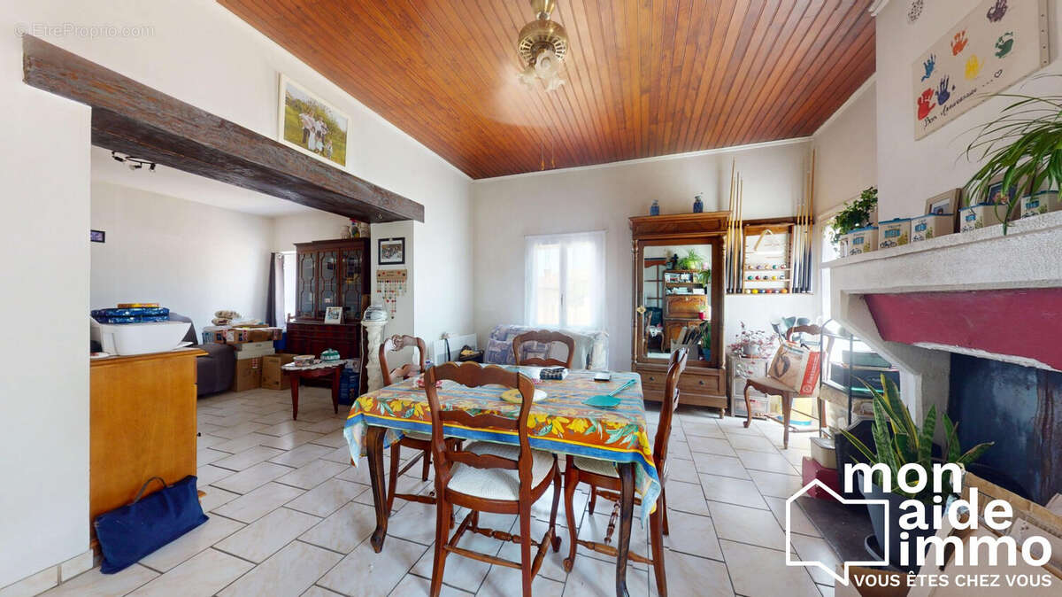Maison à BAZAS