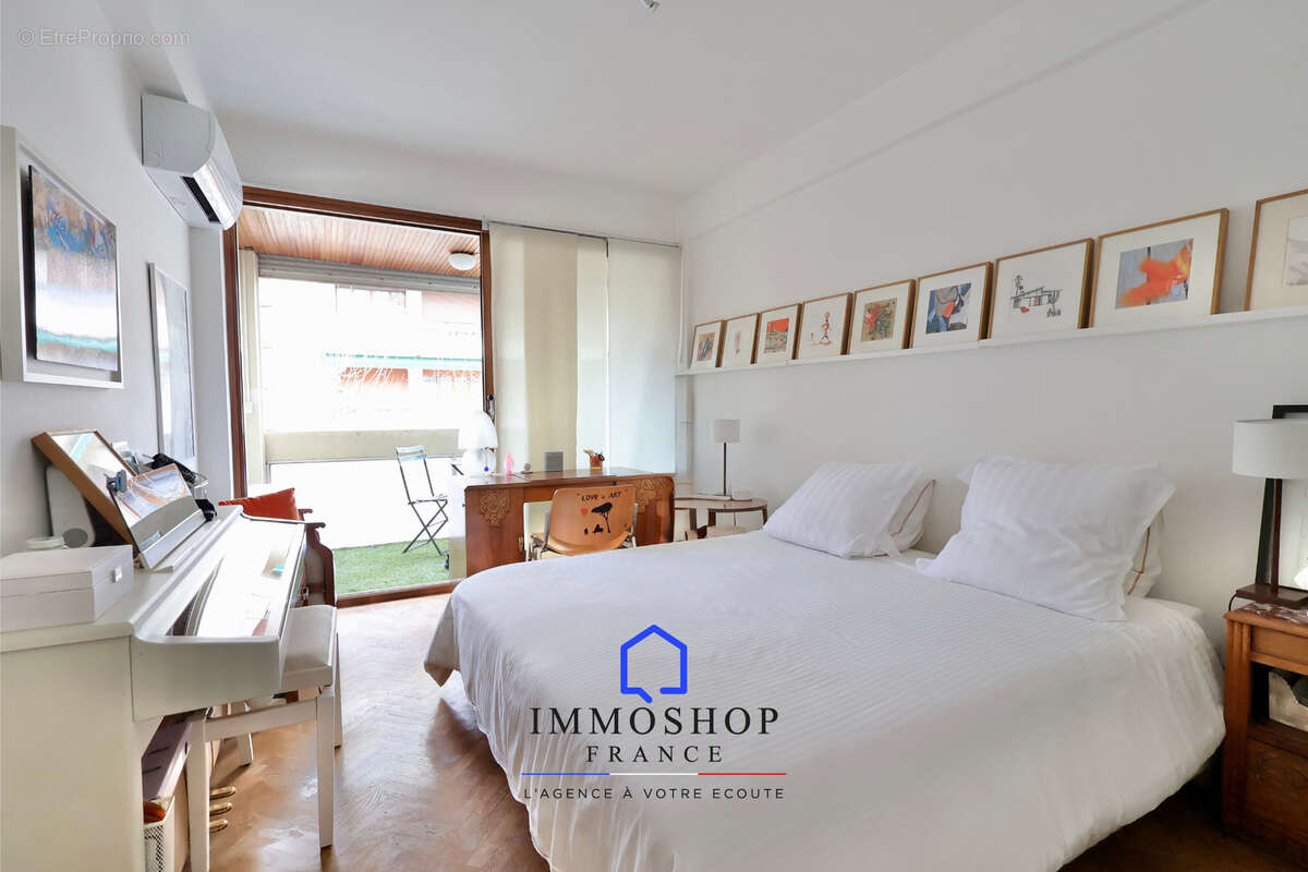 Appartement à MARSEILLE-8E