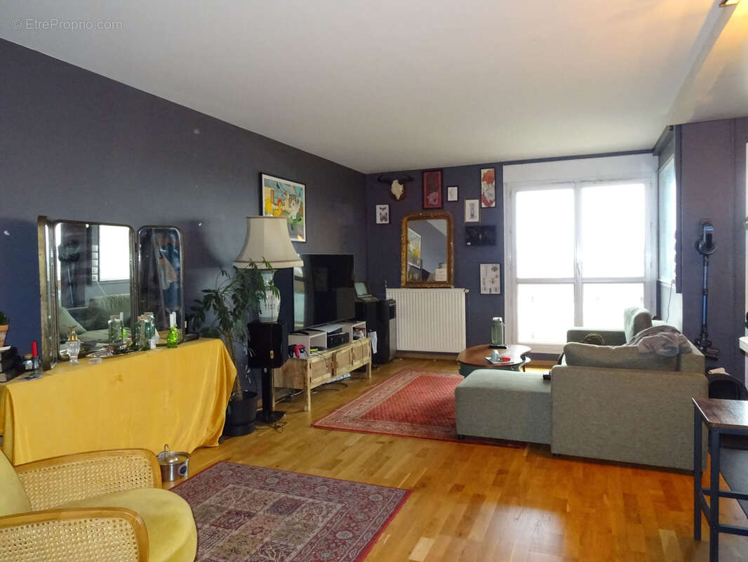 Appartement à EPINAY-SUR-SEINE