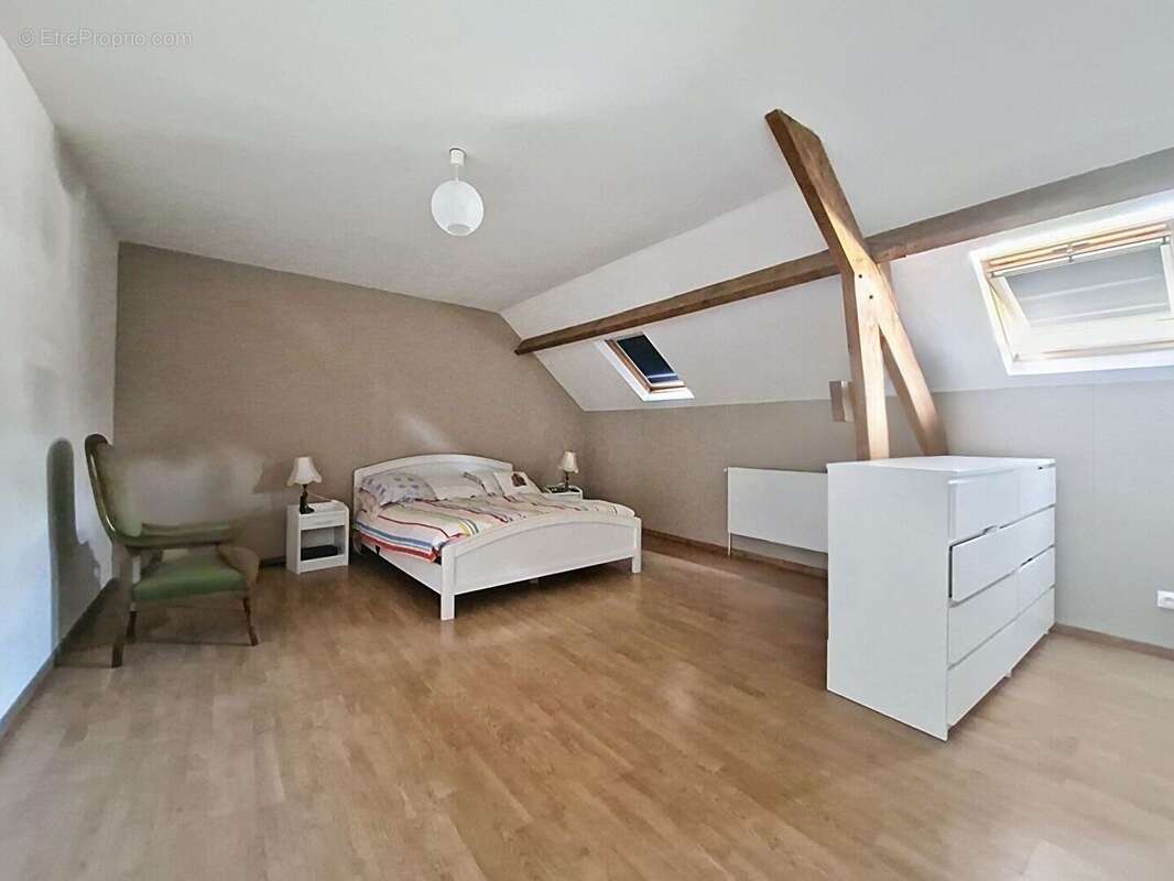 Maison et commerce chars - photo 10