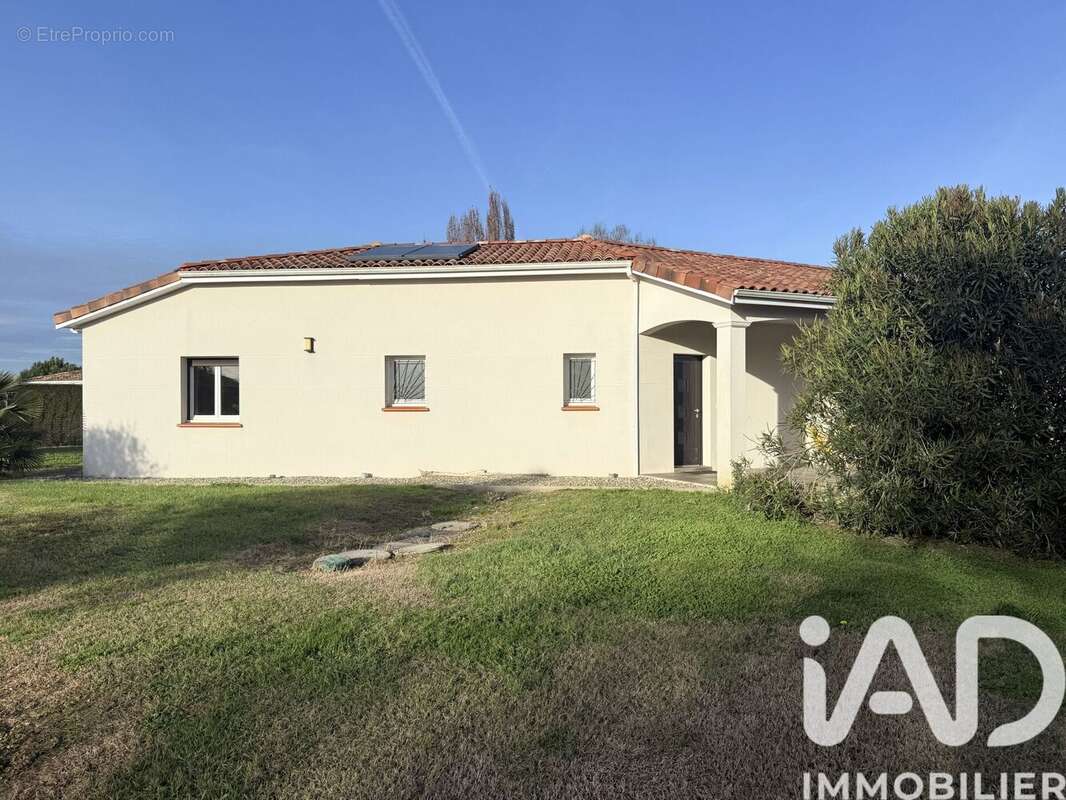 Photo 2 - Maison à CASTELSARRASIN