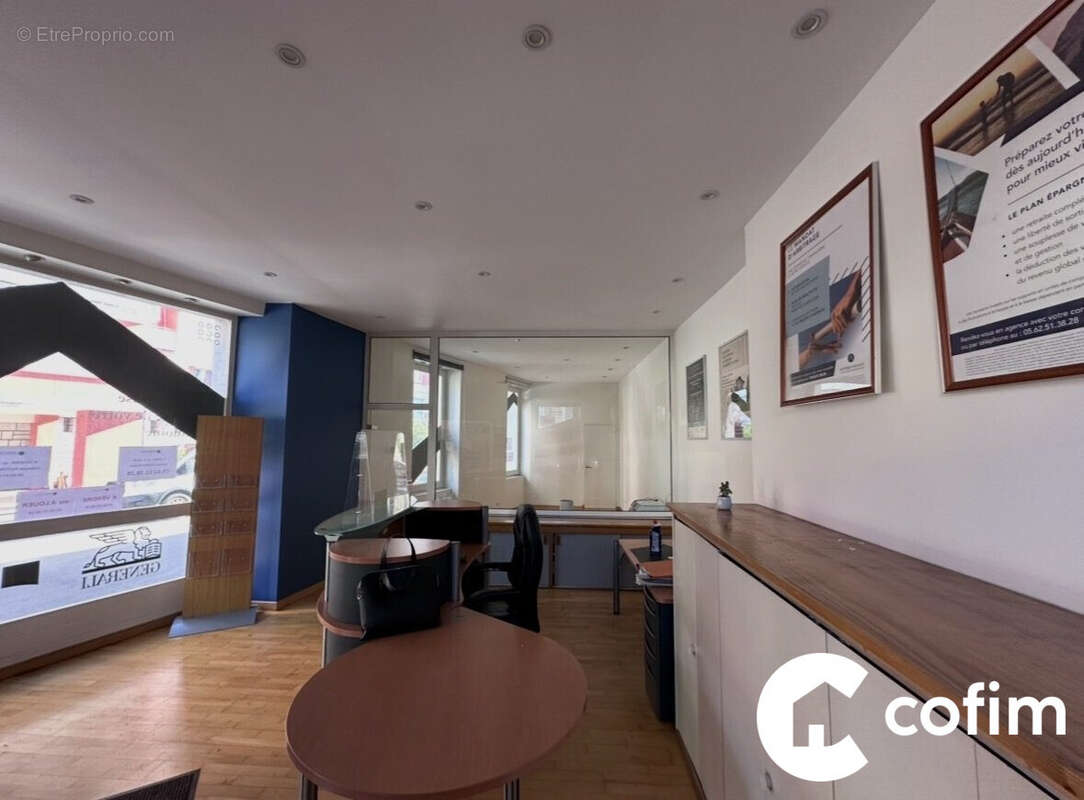 Commerce 53 m² à Tarbes  - photo 5