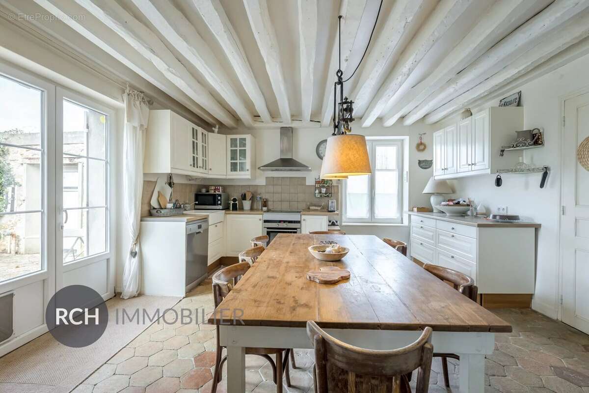 Maison à BAZAINVILLE