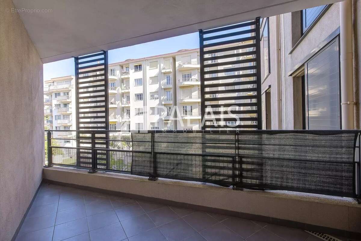 Appartement à NICE