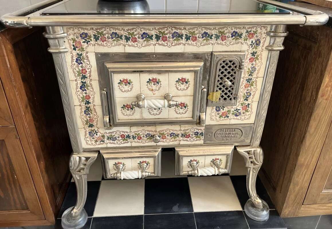 Maison à SAINT-GEORGES-DES-AGOUTS