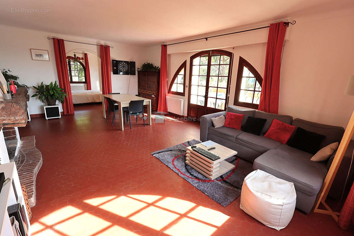 Maison 150 m² avec jardin de 1600 m² Spéracèdes - photo 7