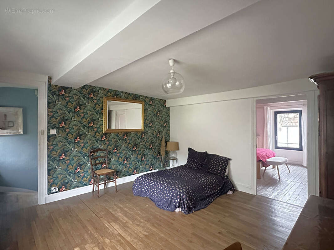 Maison à FOLLAINVILLE-DENNEMONT