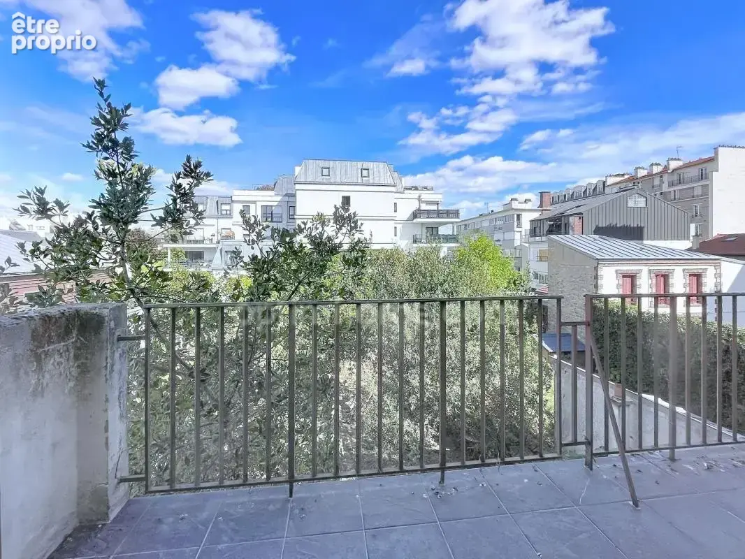 Maison à LA GARENNE-COLOMBES