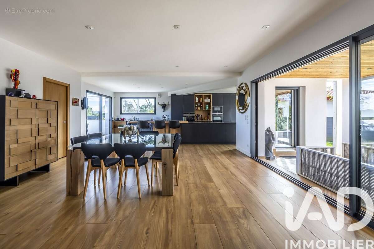 Photo 4 - Maison à ANGLET