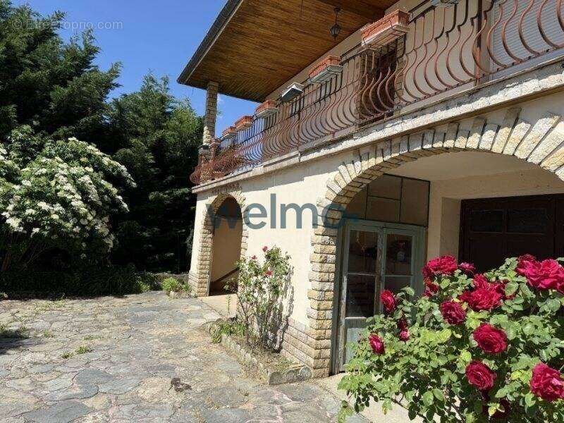 Maison à VILLE-SOUS-ANJOU