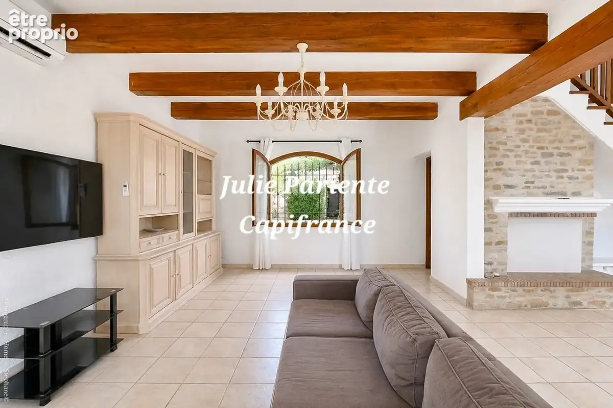 Maison à vendre 6 pièces LA CIOTAT (13)4000 M2 Terrain - photo 8