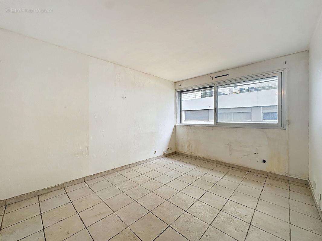 Appartement à VILLENEUVE-LOUBET