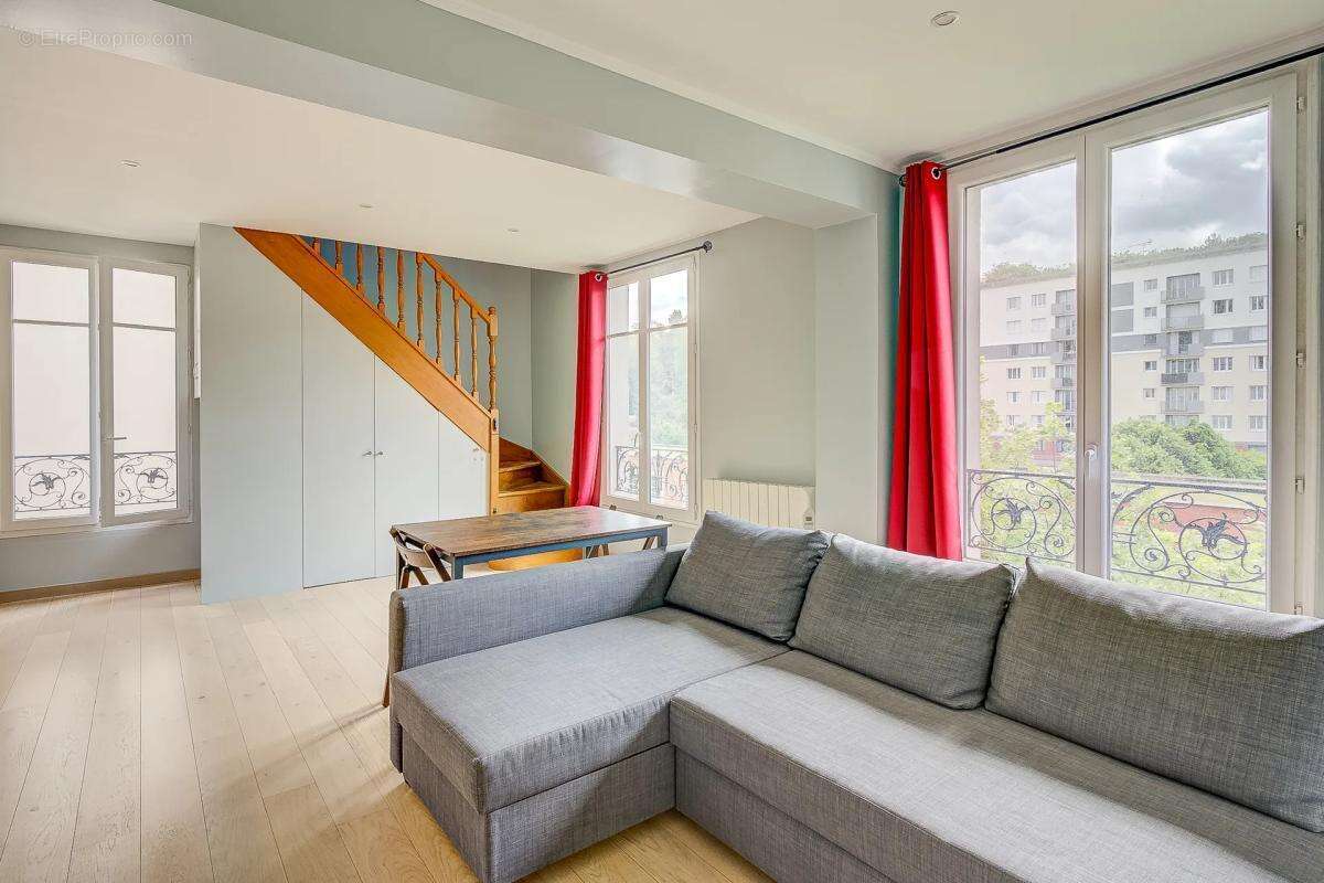 Appartement à CHAVILLE