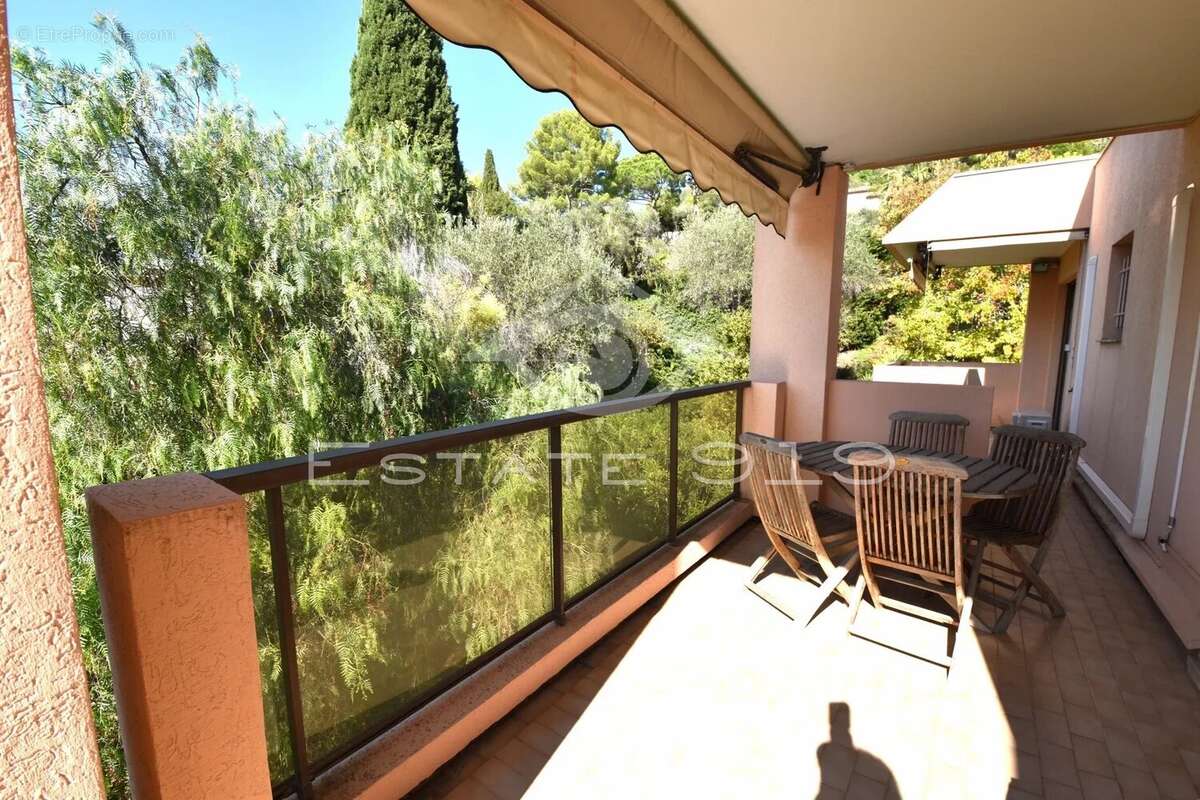 Appartement à LE CANNET