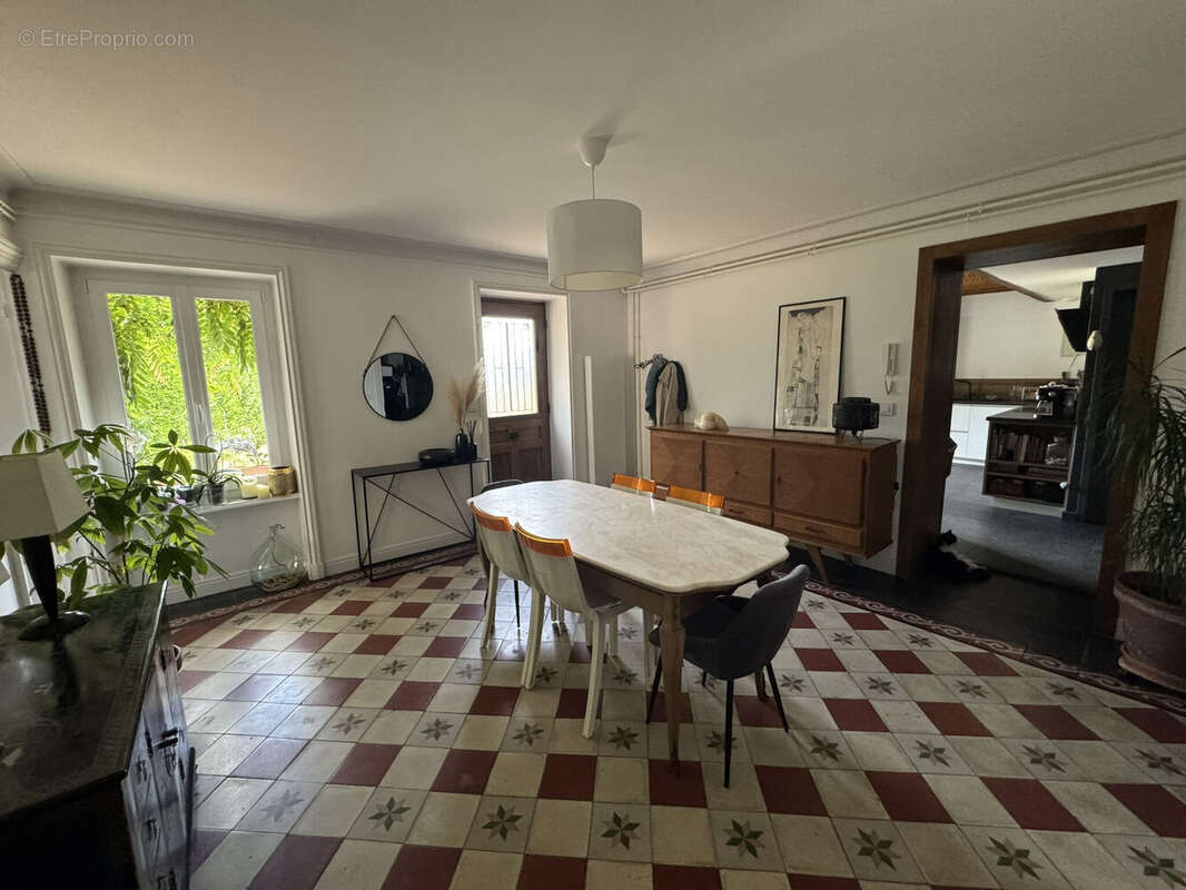 Photo 3 - Maison à COURS-LA-VILLE