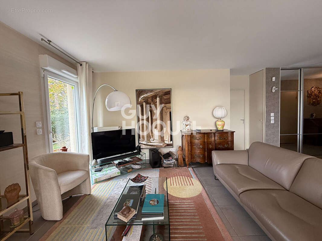 Appartement à VOURLES