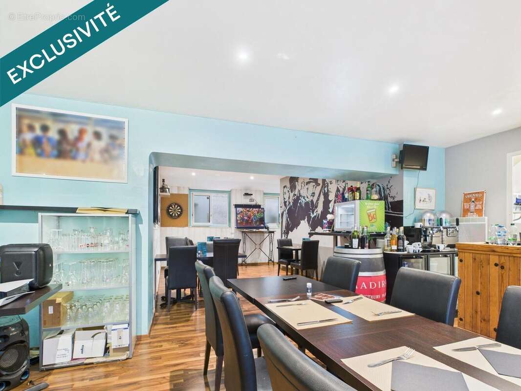 Photo 2 - Commerce à TAULE