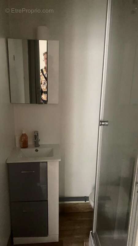 Appartement à PARIS-20E