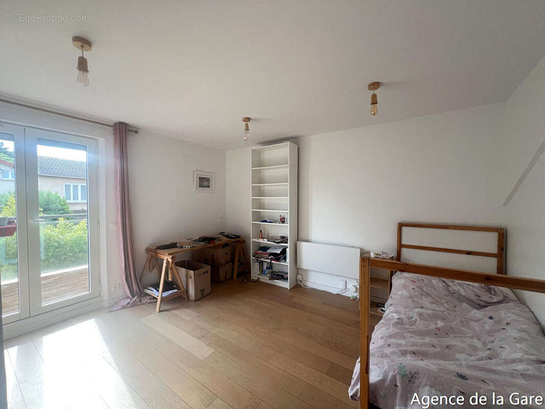 Maison à CARRIERES-SUR-SEINE