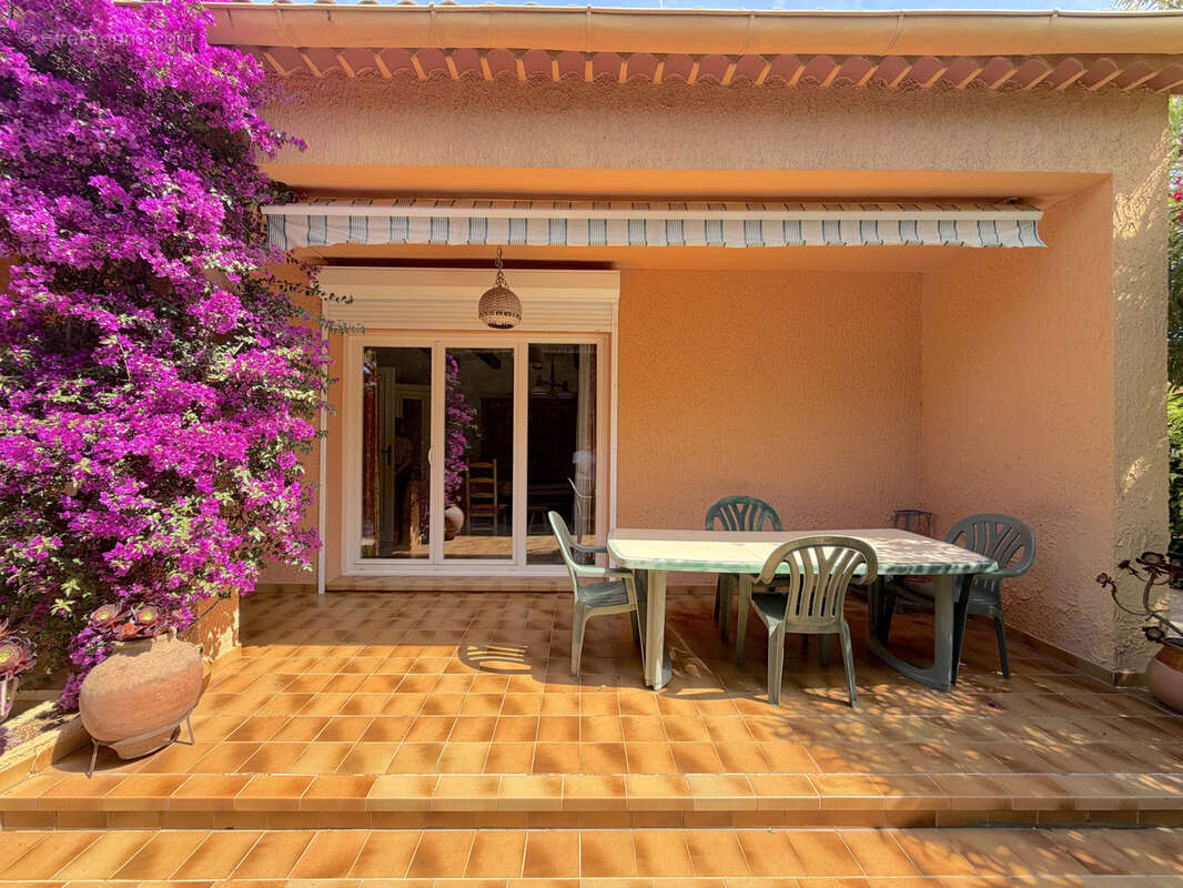 Maison à SIX-FOURS-LES-PLAGES