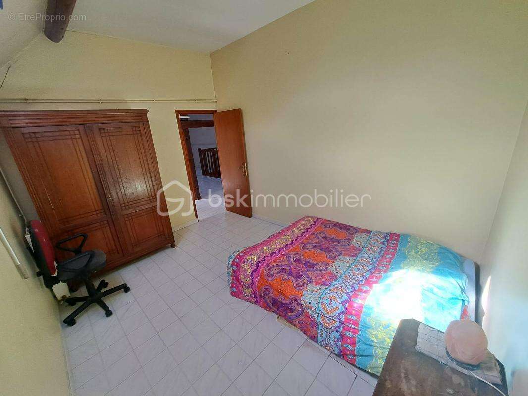 Propriété de Caractère sur 4,3 Hectares – Potentiel Équestre - photo 11