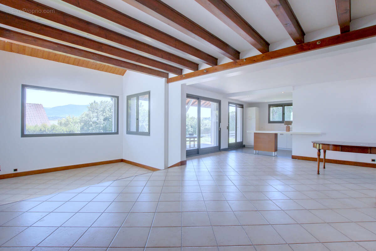 Maison Entrelacs 5 pièces 184 m2 - photo 2