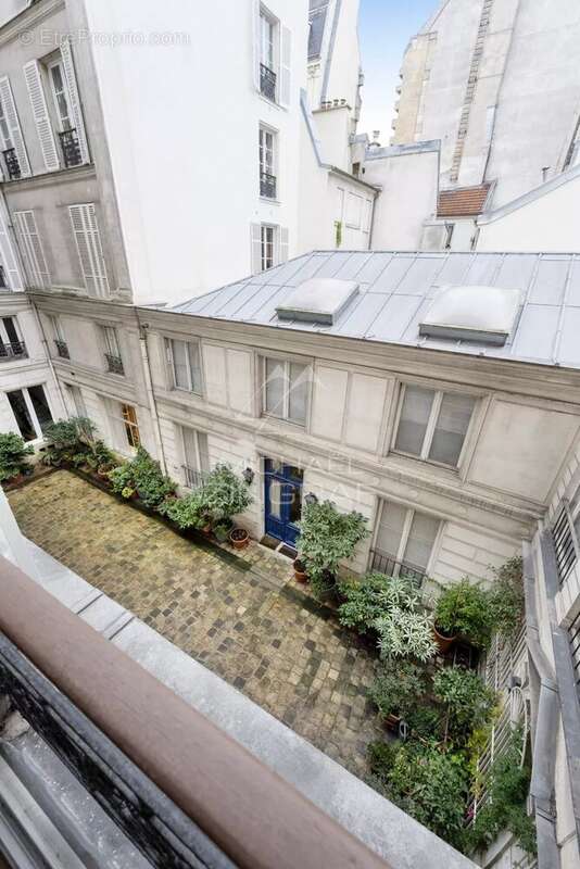 Appartement à PARIS-6E