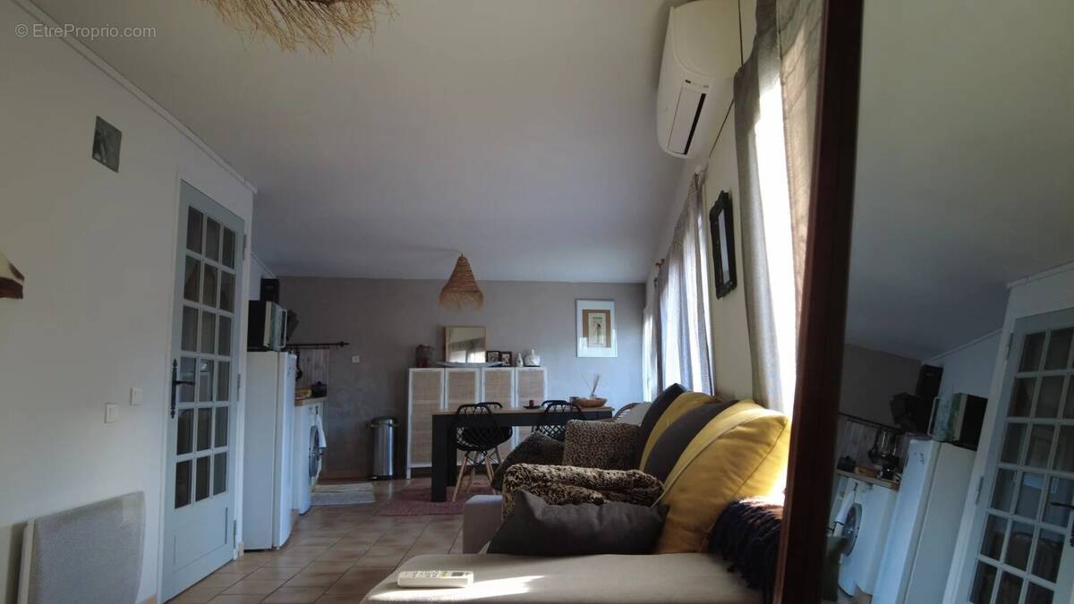 Appartement à SAINT-CYPRIEN