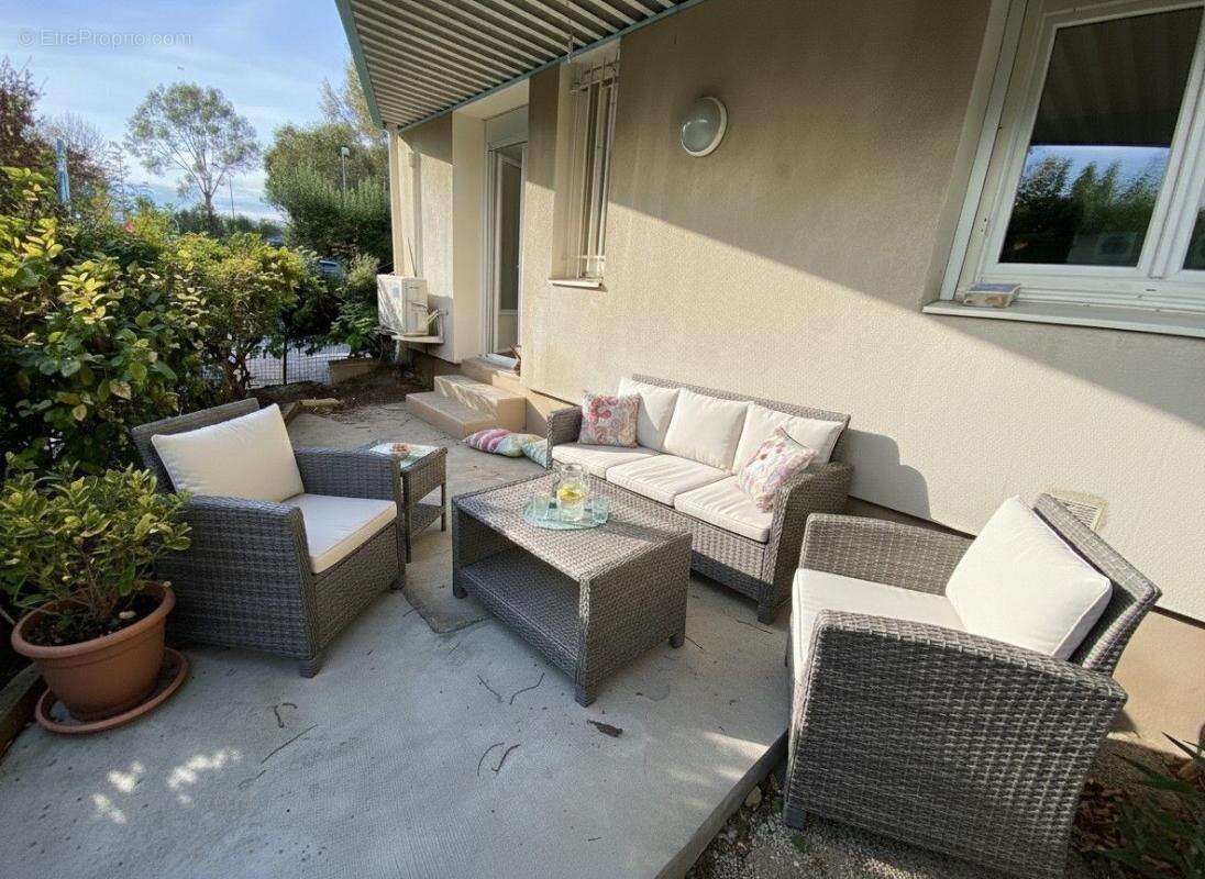 Appartement à SORGUES