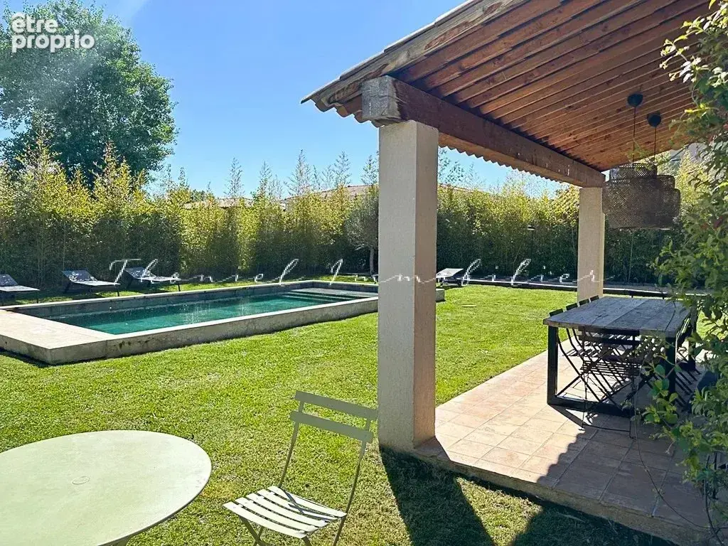 Villa moderne 5 pièces avec piscine et jardin - photo 9