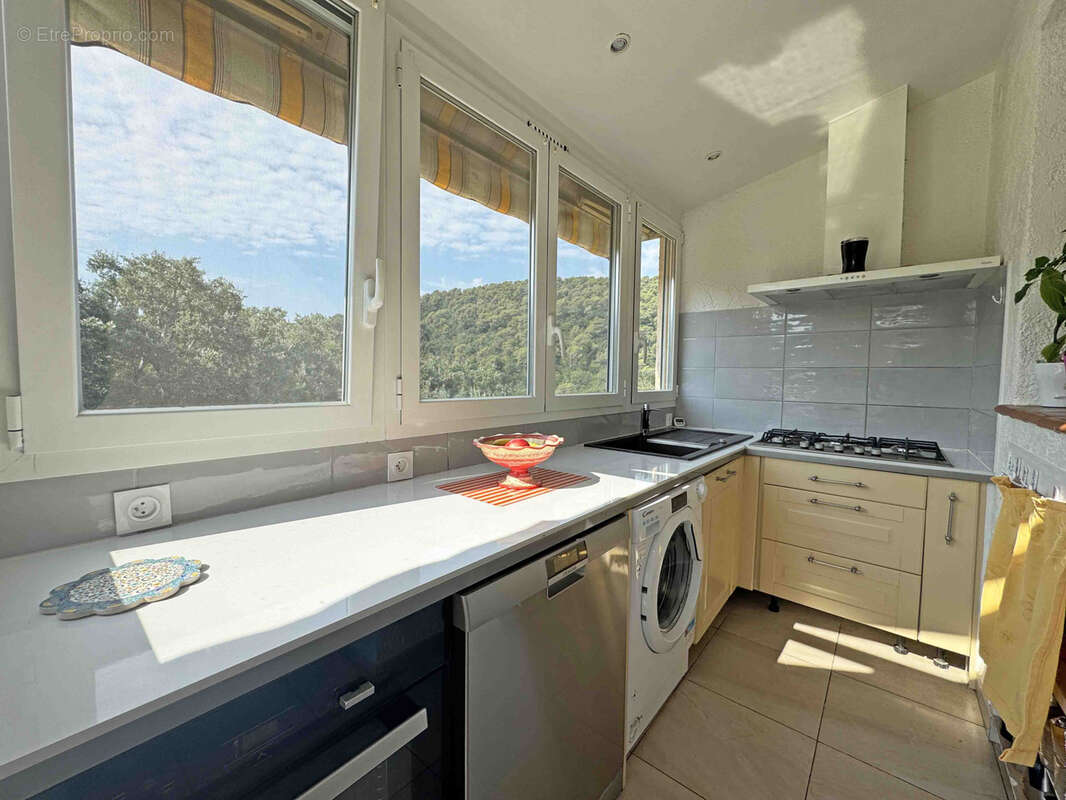 Appartement à VENCE