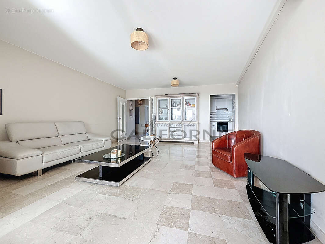 Appartement à LE CANNET