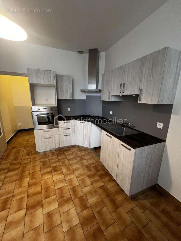 Maison de caractère de 88 m² – 5 pièces – Vue Château de Fougères - photo 5