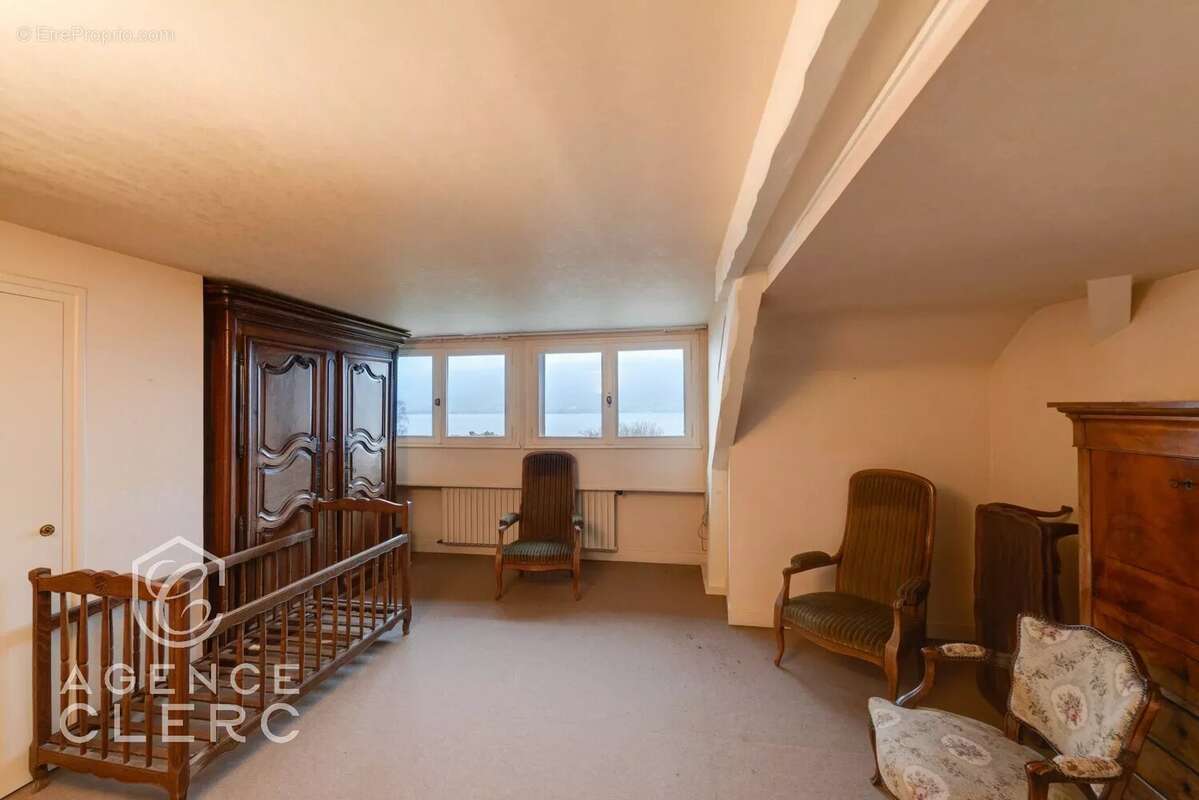 Maison à VEYRIER-DU-LAC