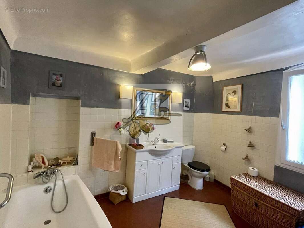 Appartement à SEILLANS