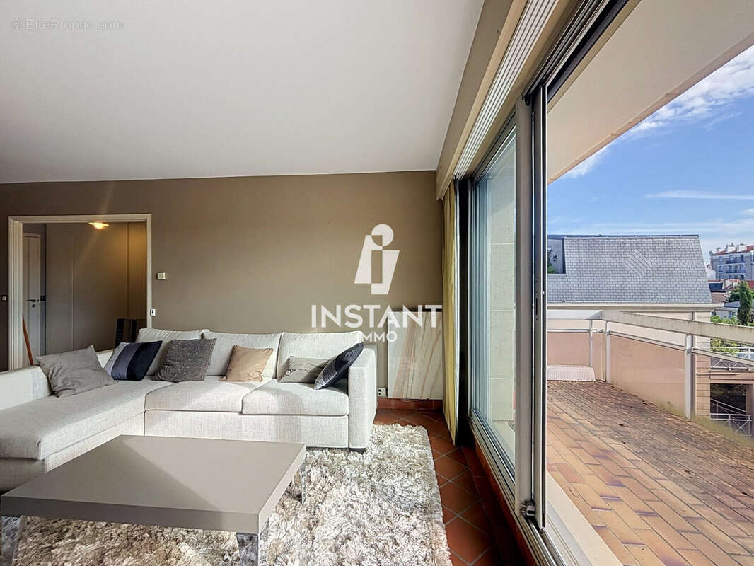 Appartement à NOGENT-SUR-MARNE