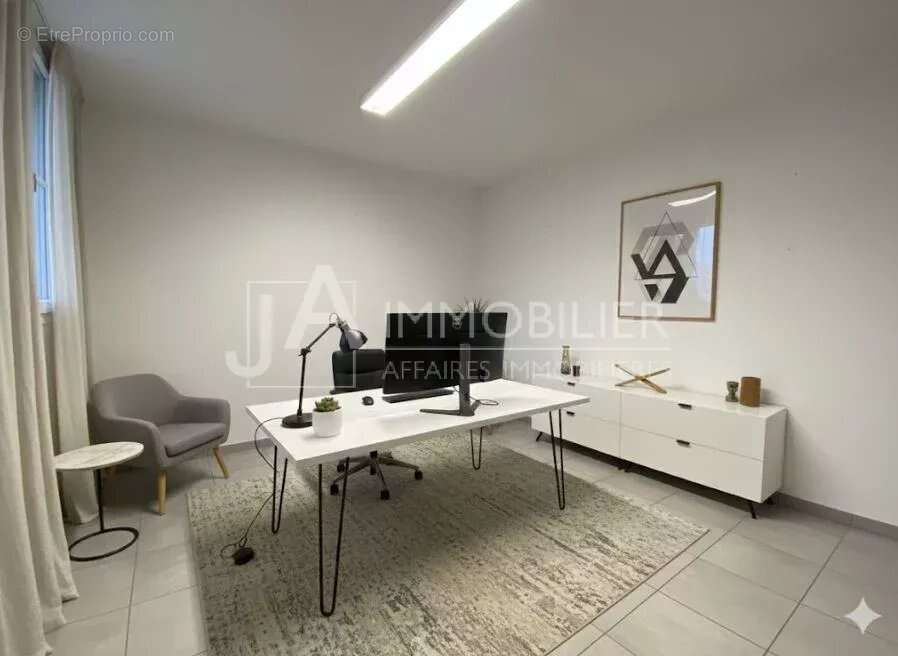 Nice nord 4 pieces + jardin + bureau - photo 19