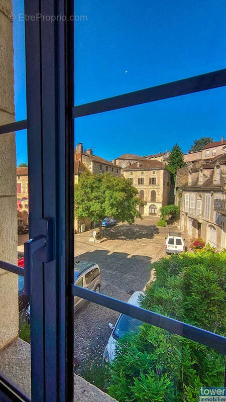 Maison à PUY-L'EVEQUE