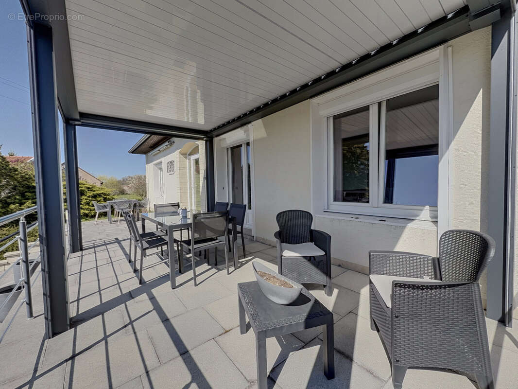 Appartement à MATTAINCOURT