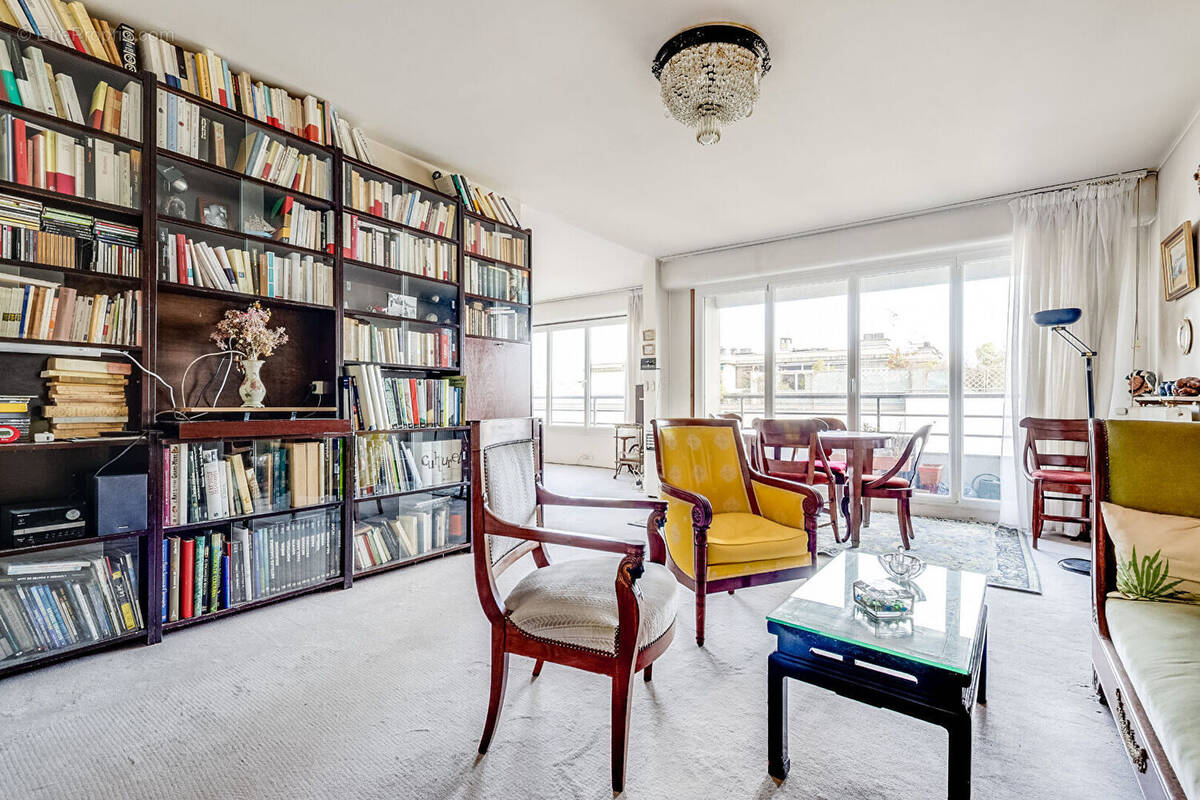 Appartement à PARIS-20E