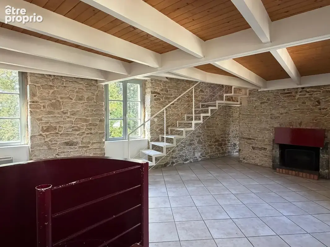 Chaleureux 3 pièces en duplex au Centre-Ville ! - photo 2